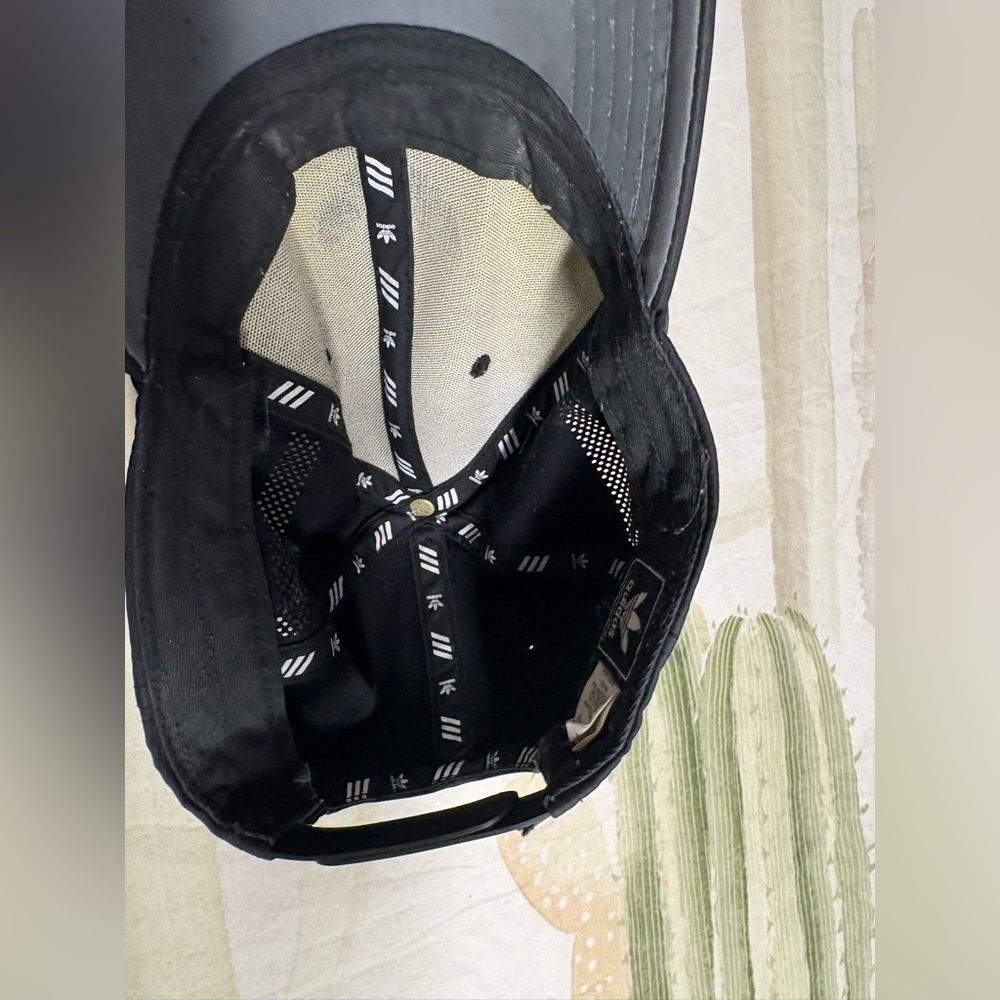 ADIDAS Adjustable Hat 🌵OSFM - Picture 5 of 8